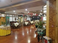-汇泉王朝大饭店