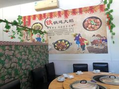 -东北烧烤铁锅炖水库鱼