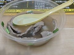 -牛师傅广式药膳牛骨汤美食(江南西店)