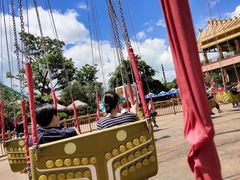 -七彩云南欢乐世界