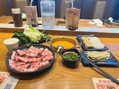 -呷哺呷哺(万达新世界店)