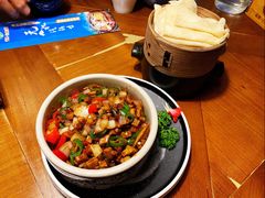 传统黑三剁配薄冰-雀舞云南菜(天津天河城购物中心店)