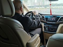 -茂名熹龙国际大酒店(人民广场高铁站店)