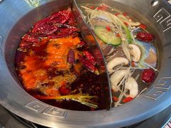 -大芊金重庆串串火锅(南京路店)