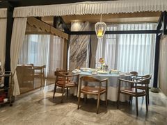 -卞氏菜根香(航空路旗舰店)