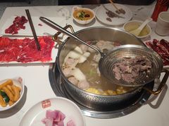 -犇鼎牛潮汕牛肉火锅(新辰里学清路店)