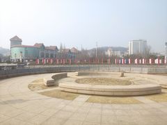 -汇泉广场