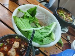 -虹兴砂锅店