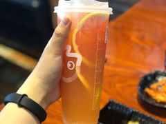 戳戳鲜柚绿茶-CoCo都可(和畅堂店)