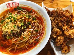 -余丞记川渝面馆(云峰店)
