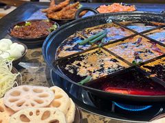 -正南齊北重庆老火锅(光华村直营店)