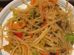 -云海肴·汽锅鸡·云南代表菜(天山百盛优客店)