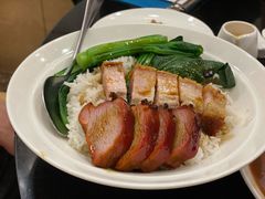 叉烧拼烧腩仔饭-丽的面家(多宝路店)