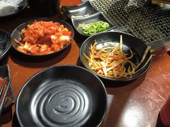 -肉甲韩国木炭烤肉(新壹街1店)