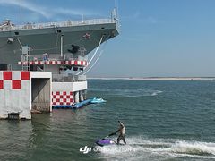 -泰达航母主题公园