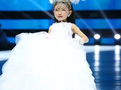 -翎秀服装模特