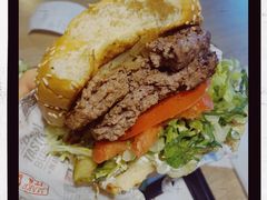-The Habit Burger Grill 哈比特汉堡(复兴soho店)