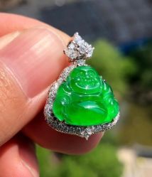 -北京七彩云南翡翠珠宝旗舰店(月坛店)