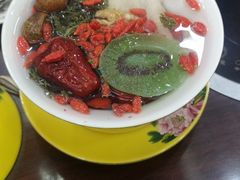-伊源鼎盛餐饮服务有限公司