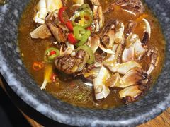 -八月美食小馆(银泰城总店)