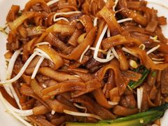 大排档炒牛河-粤·向群饭店(龙津东路总店)