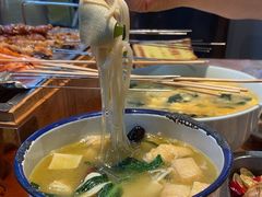 -喝丢一只鞋海鲜烧烤(市场店)