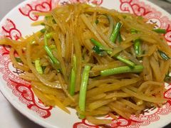 -偶屋里钵少爷(时代广场店)