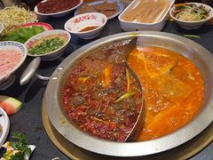 -沸炉重庆老火锅(军事博物馆店)