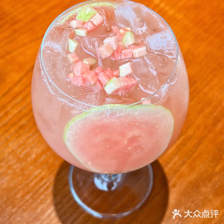 在CBD中心玻璃房的Bistro～太Chill了