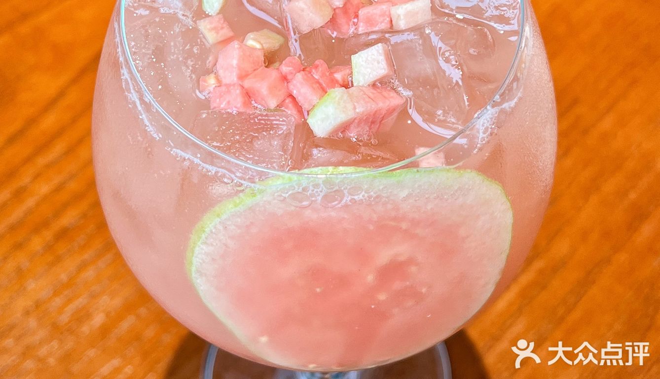 在CBD中心玻璃房的Bistro～太Chill了