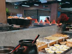 -新艺自助美食城(中山路店)