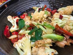 -万重锦·人文川菜馆(骡马市店)