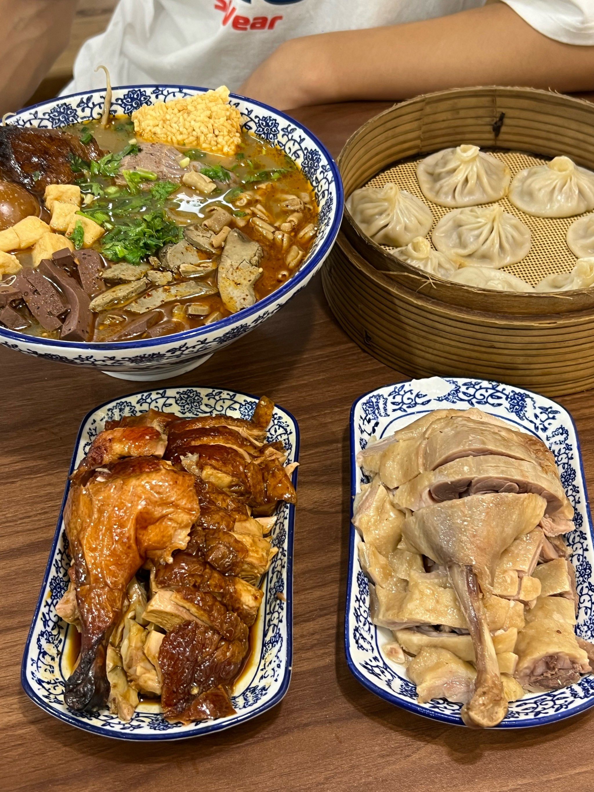 来科巷玩要来这家体验南京四件套!