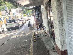 -溪岸路花鸟市场