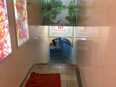 -洞庭洲·防空洞火锅·烧烤·铜锅涮肉(新百广场店)