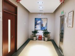 -赫尔森口腔·牙齿种植修复