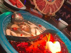 珍鲜菌菇鸳鸯锅-吼堂老火锅(太古里总店)