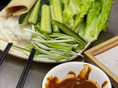 -土灶台东北大块肉烧烤(风景城邦店)