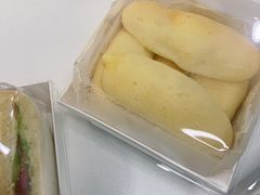 -三三烘焙坊(滨江店)