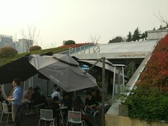 -UNI UNI(环亚凯瑟琳店)