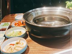 -明洞阿姨·韩式酱蟹烤肉·创意料理(三元桥店)