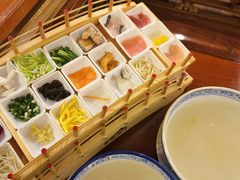 -香麒园·过桥米线·南湖雅宴
