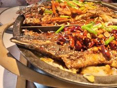 -鸣记脆皮烤鱼·海鲜烤鱼(三八广场店)