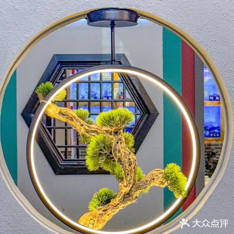 周年庆!兄弟开车过来为了吃这一口活鱼火锅~