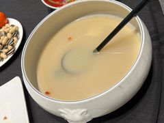 -艳阳天民俗村(公园路店)