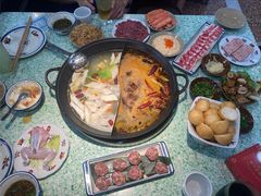 -鸿姐老火锅(疁城新天地店)