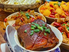 湄洲红烧肉-四小区火锅·巷子里的重庆火锅(花照壁店)