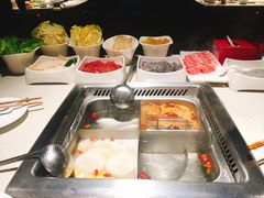 -海底捞火锅鲜切牛肉主题店(长寿路店)
