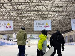 -绍兴启迪乔波冰雪世界