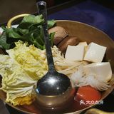 两百多块钱吃这么多东西值了